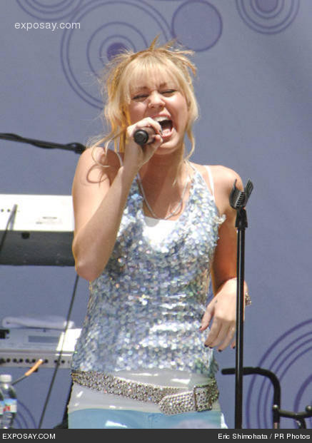 miley_cyrus_cQyYD.jpg