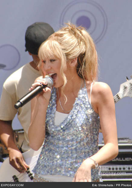 miley_cyrus_D7rFz.jpg