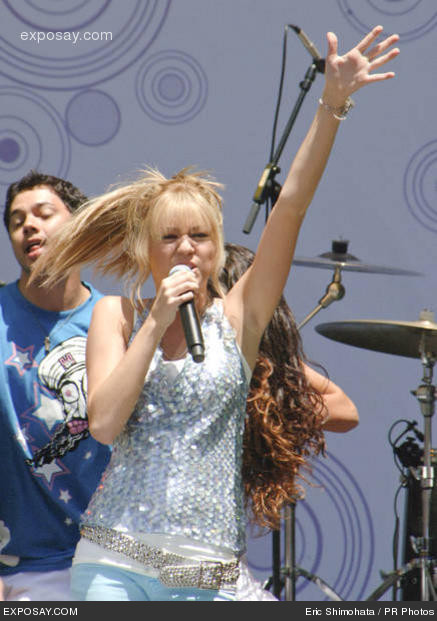 miley_cyrus_W7mbq.jpg